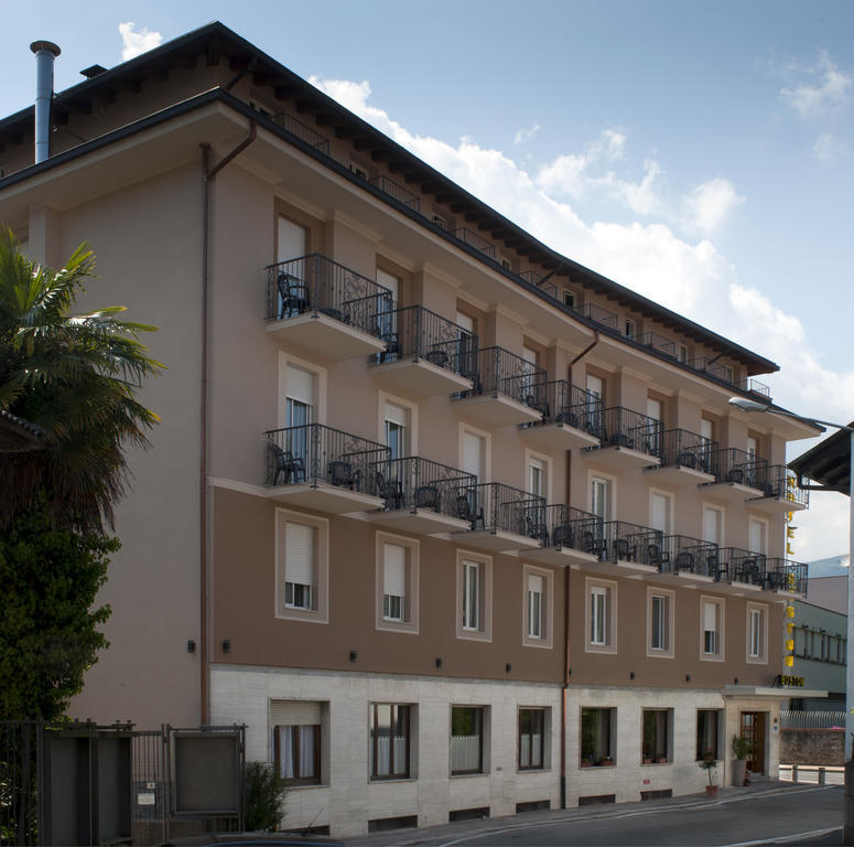 Hotel Boston Stresa Exteriér fotografie